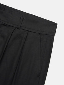 WORN CAPRI PANTS - BLACK